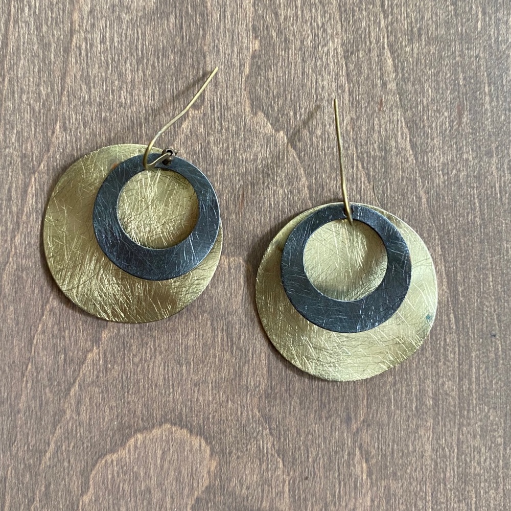 Brushed Gold And Silver / Dark Gray Earrings